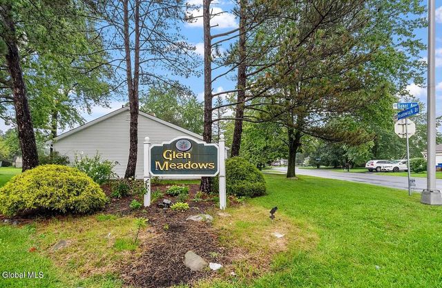 79 Meadowlark Drive, Cohoes, NY 12047