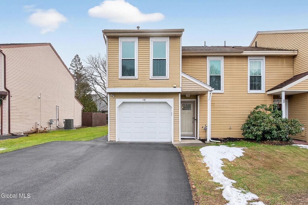 79 Meadowlark Drive, Cohoes, NY 12047