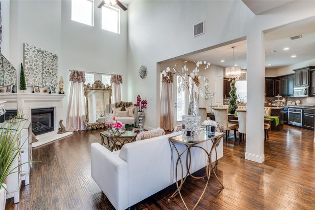2665 Venice Drive 5, Grand Prairie, TX 75054