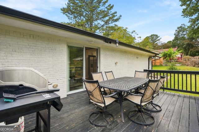 4166 Idlevale Drive, Tucker, GA 30084