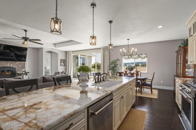 390 Angelina Circle, Wellington, NV 89444