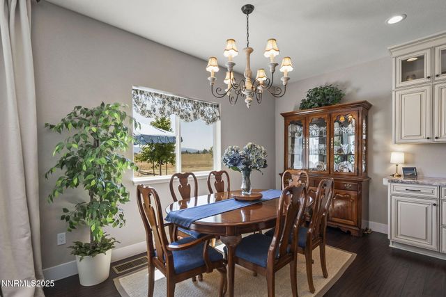 390 Angelina Circle, Wellington, NV 89444