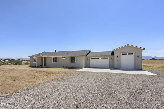 390 Angelina Circle, Wellington, NV 89444