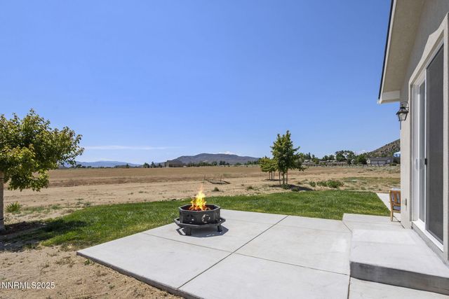390 Angelina Circle, Wellington, NV 89444
