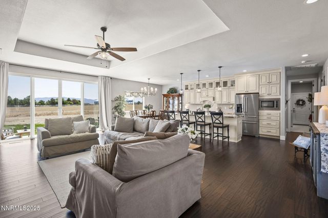 390 Angelina Circle, Wellington, NV 89444