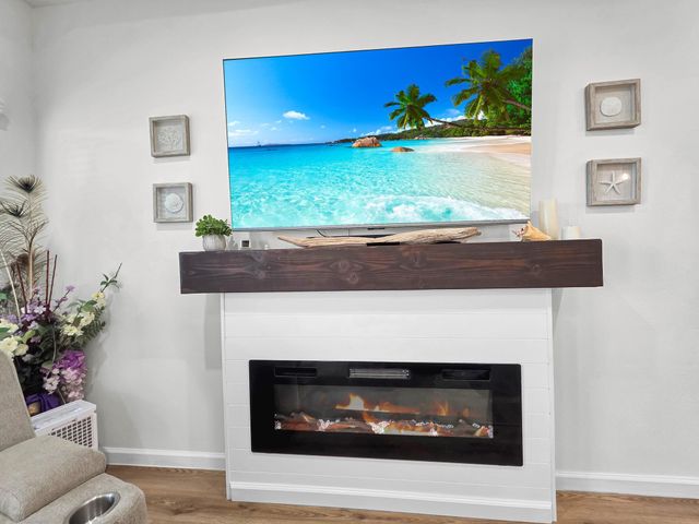 810 Casa Drive, Crystal Beach, TX 77650