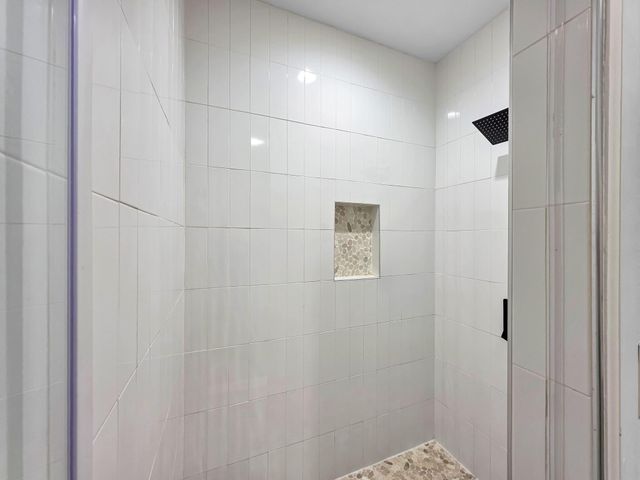 810 Casa Drive, Crystal Beach, TX 77650