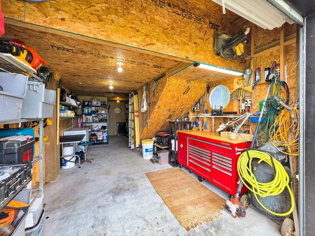 810 Casa Drive, Crystal Beach, TX 77650