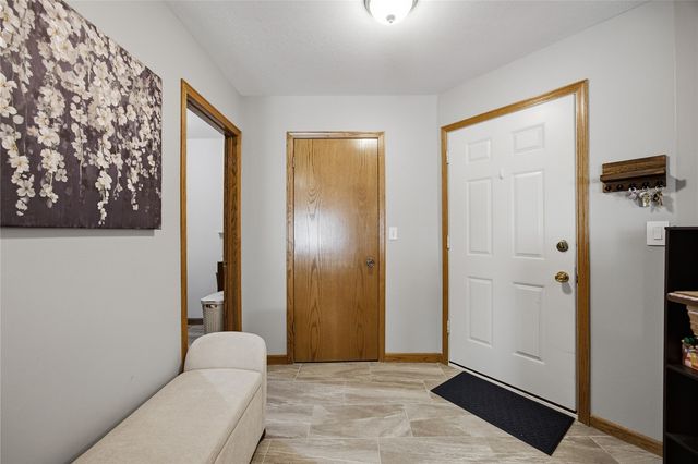 4730 Westchester Drive NE C, Cedar Rapids, IA 52402