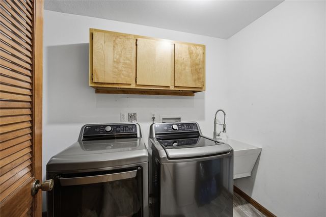 4730 Westchester Drive NE C, Cedar Rapids, IA 52402