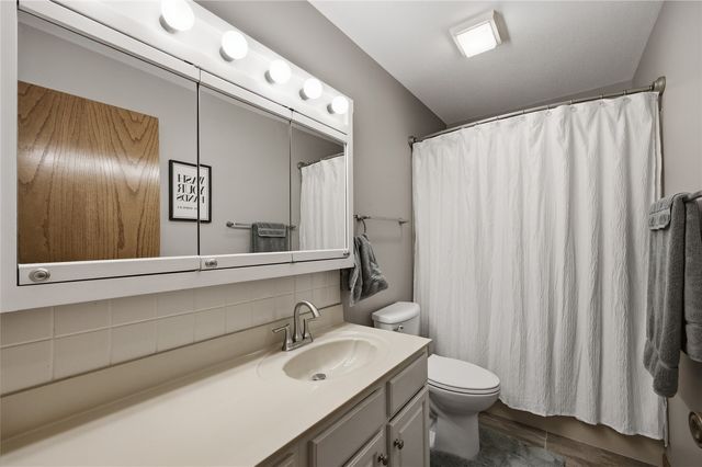 4730 Westchester Drive NE C, Cedar Rapids, IA 52402