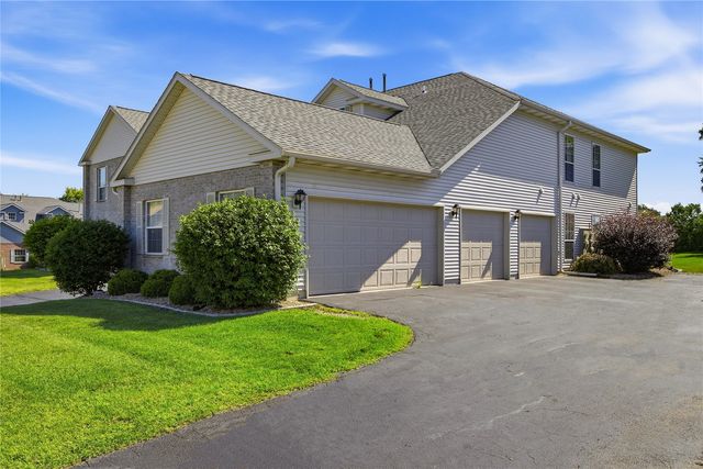 4730 Westchester Drive NE C, Cedar Rapids, IA 52402