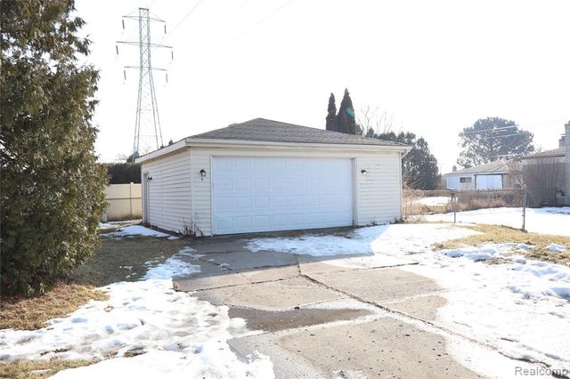 33359 Mccoy Drive, Sterling Heights, MI 48312