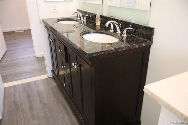 33359 Mccoy Drive, Sterling Heights, MI 48312