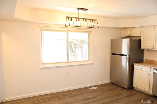 33359 Mccoy Drive, Sterling Heights, MI 48312