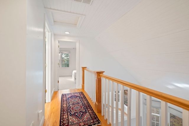 602 Putnam Ave, Barnstable, MA 02635