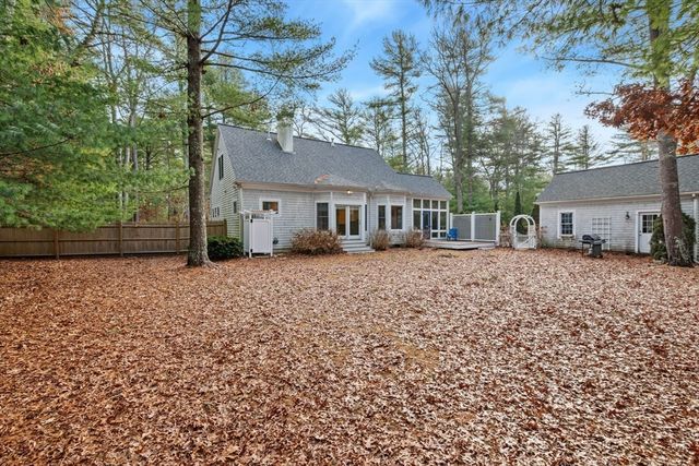 602 Putnam Ave, Barnstable, MA 02635