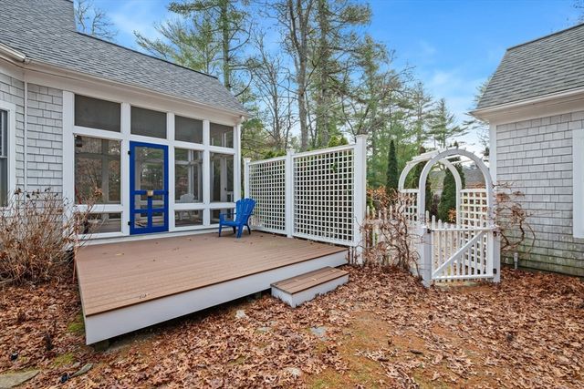 602 Putnam Ave, Barnstable, MA 02635