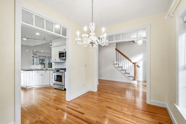 602 Putnam Ave, Barnstable, MA 02635