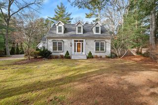 602 Putnam Ave, Barnstable, MA 02635