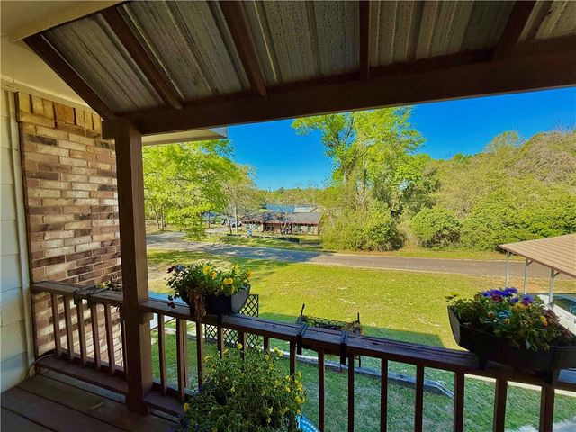 40 Hawaii Lane, Hilltop Lakes, TX 77871