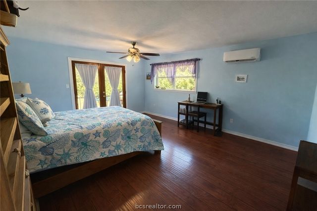 40 Hawaii Lane, Hilltop Lakes, TX 77871