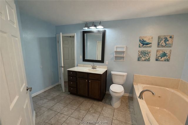 40 Hawaii Lane, Hilltop Lakes, TX 77871