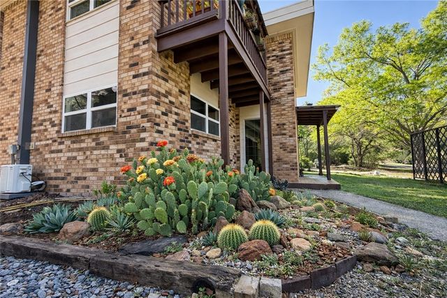 40 Hawaii Lane, Hilltop Lakes, TX 77871