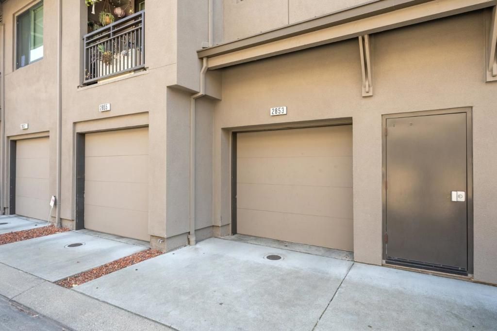 Image 40 of property listing at 2853 Regatta Drive, Oakland, CA 94601