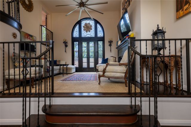 6840 Lakewood Boulevard, Dallas, TX 75214