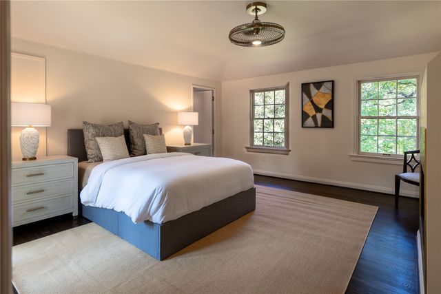 6840 Lakewood Boulevard, Dallas, TX 75214