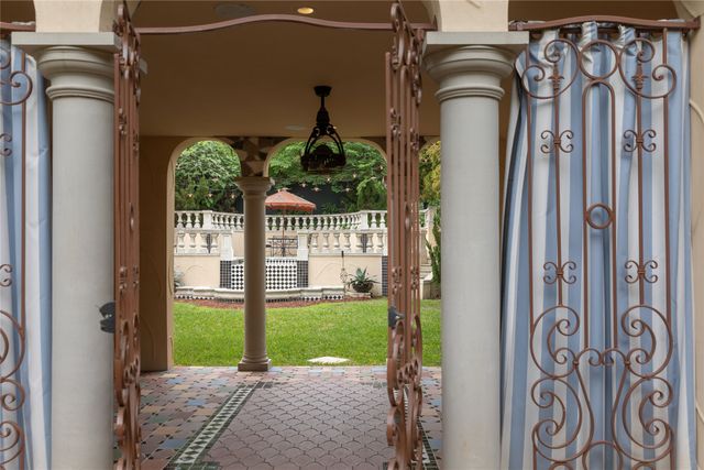 6840 Lakewood Boulevard, Dallas, TX 75214