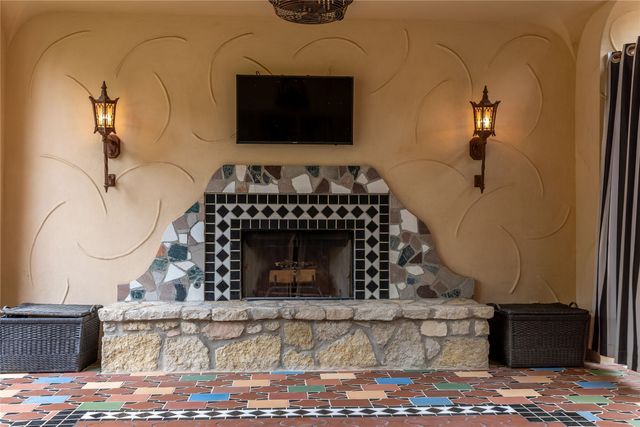 6840 Lakewood Boulevard, Dallas, TX 75214