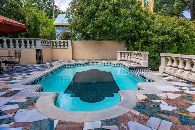 6840 Lakewood Boulevard, Dallas, TX 75214