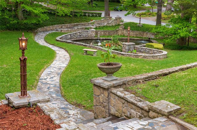 6840 Lakewood Boulevard, Dallas, TX 75214