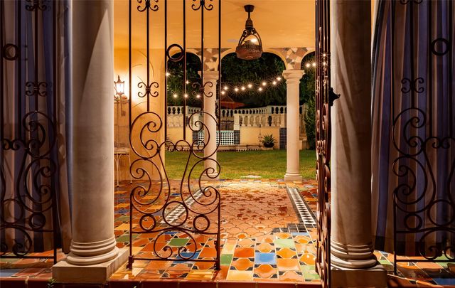 6840 Lakewood Boulevard, Dallas, TX 75214