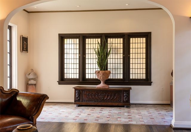 6840 Lakewood Boulevard, Dallas, TX 75214