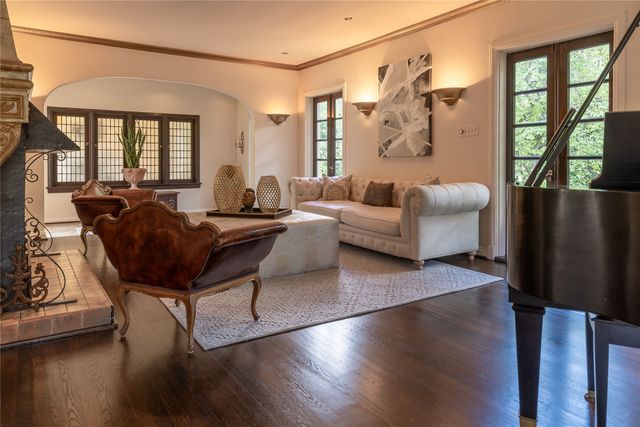 6840 Lakewood Boulevard, Dallas, TX 75214