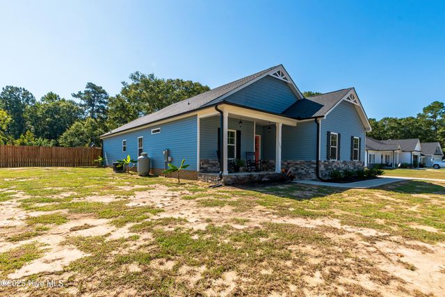 3101 Marion Heights Drive, Kinston, NC 28504