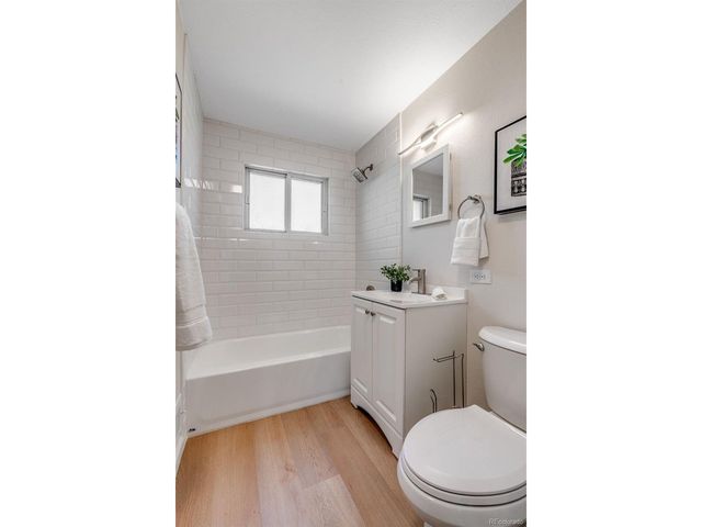 2507 N Zion St, Aurora, CO 80011