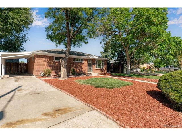 2507 N Zion St, Aurora, CO 80011