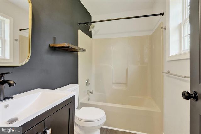 207 PIKE CT, Shippensburg, PA 17257
