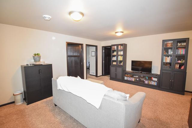 3022 38th Avenue S, Moorhead, MN 56560