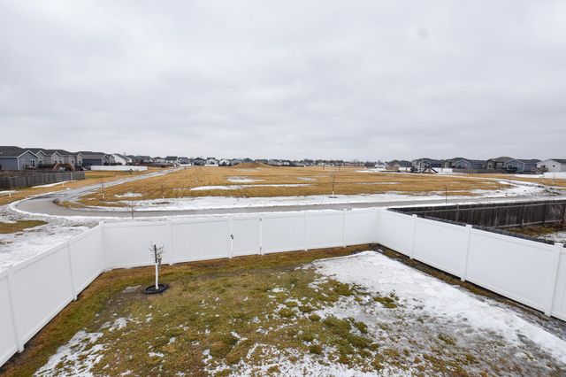 3022 38th Avenue S, Moorhead, MN 56560