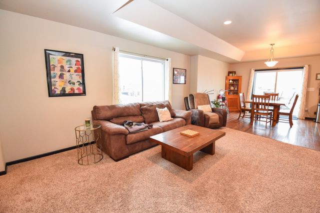 3022 38th Avenue S, Moorhead, MN 56560