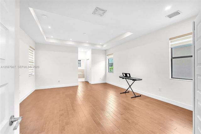 10250 NW 76th Terrace, Doral, FL 33178