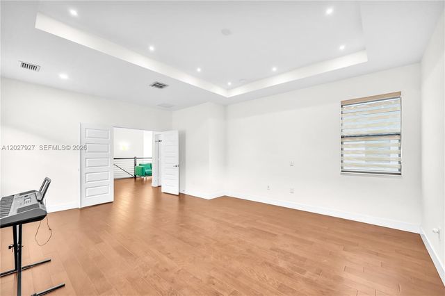 10250 NW 76th Terrace, Doral, FL 33178