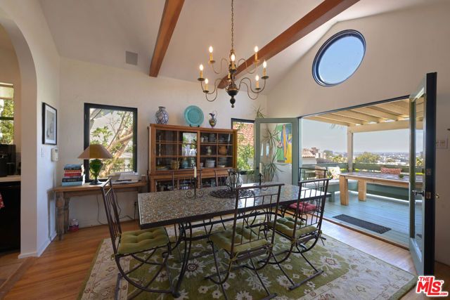 6855 Los Altos Place, Los Angeles, CA 90068