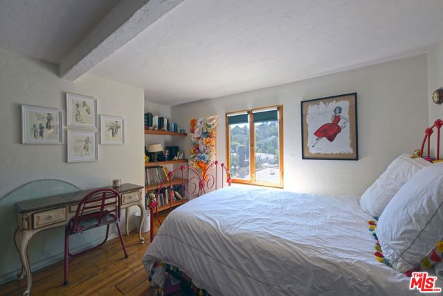 6855 Los Altos Place, Los Angeles, CA 90068