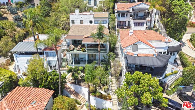 6855 Los Altos Place, Los Angeles, CA 90068